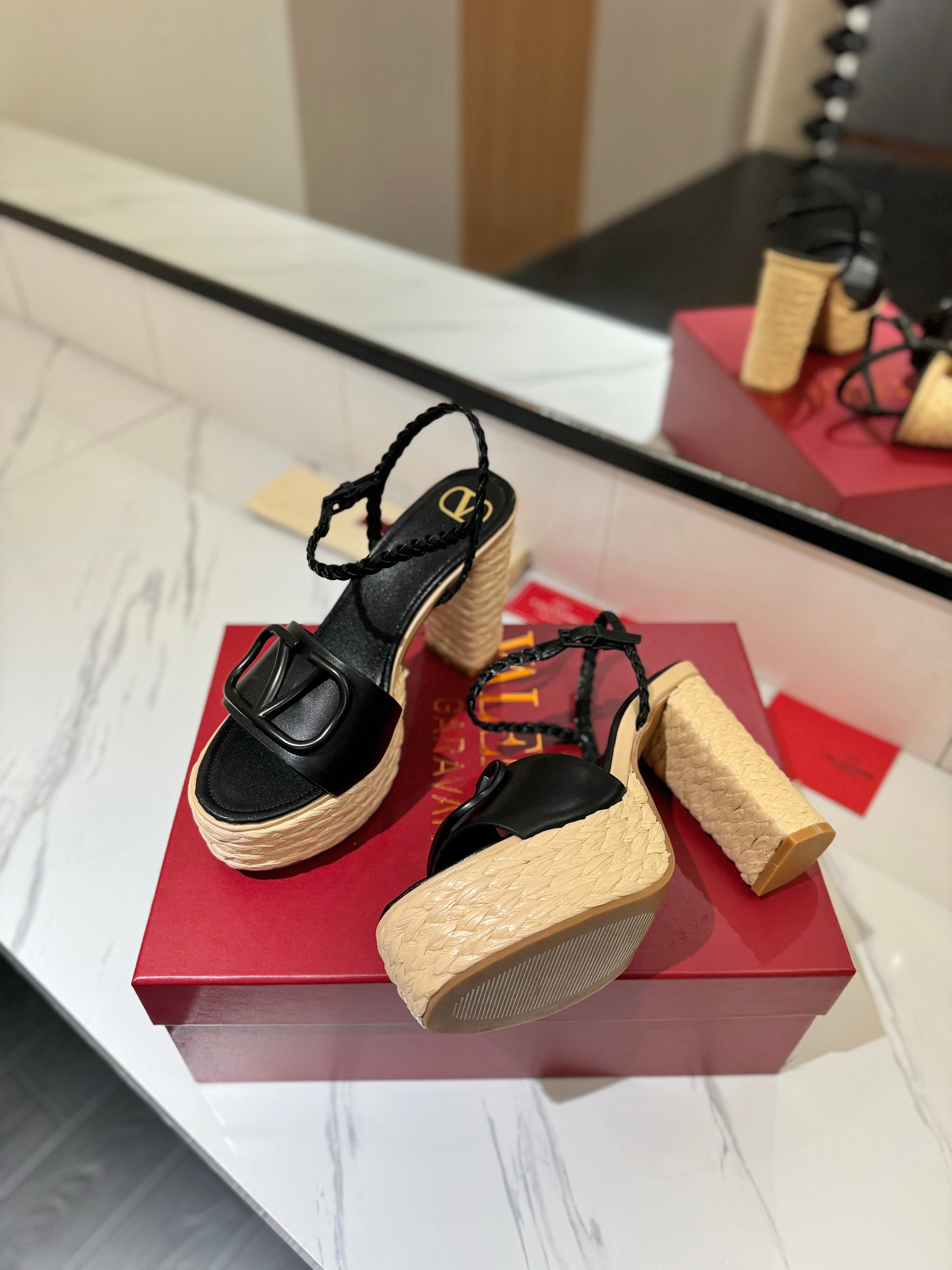 VLTN ESPADRILLE WEDGE SANDALS 25S 115 MM IN BLACK LAMBSKIN