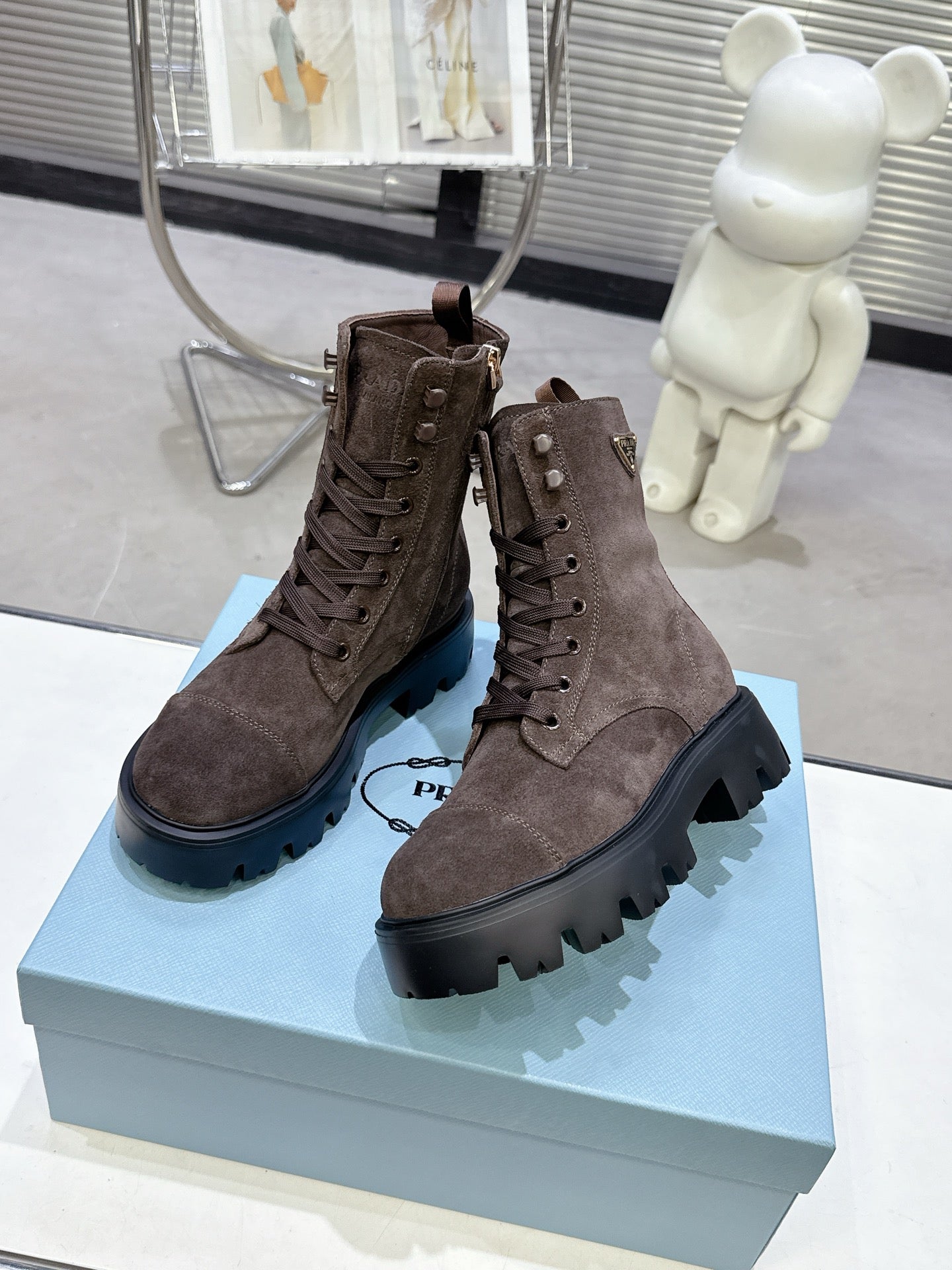 PRADA 25S WARRIOR BOOTS IN RK BROWN SUEDE