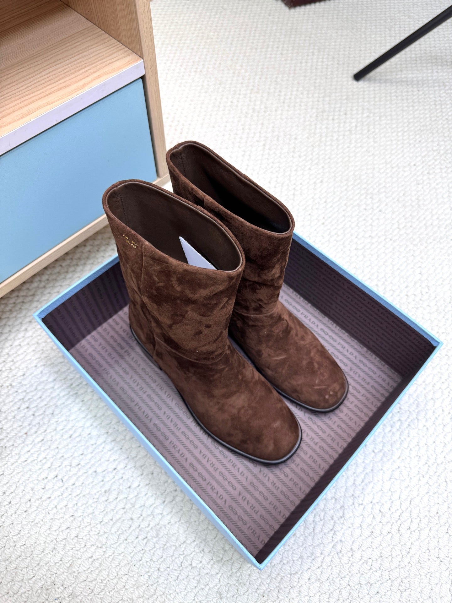 PRADA 25S LOW-CUT BOOTS IN RK BROWN SUEDE