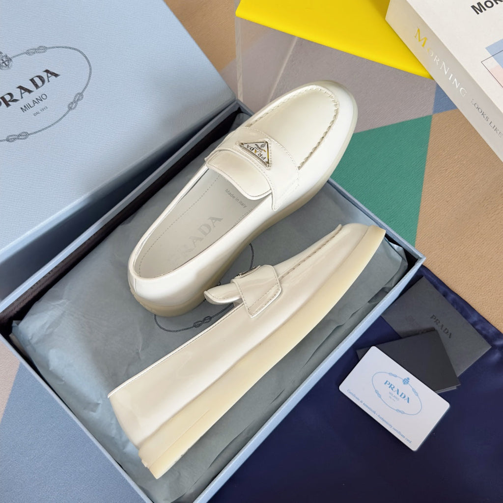 PRADA Pra White Patent Leather Loafers 25mm Rubber Sole