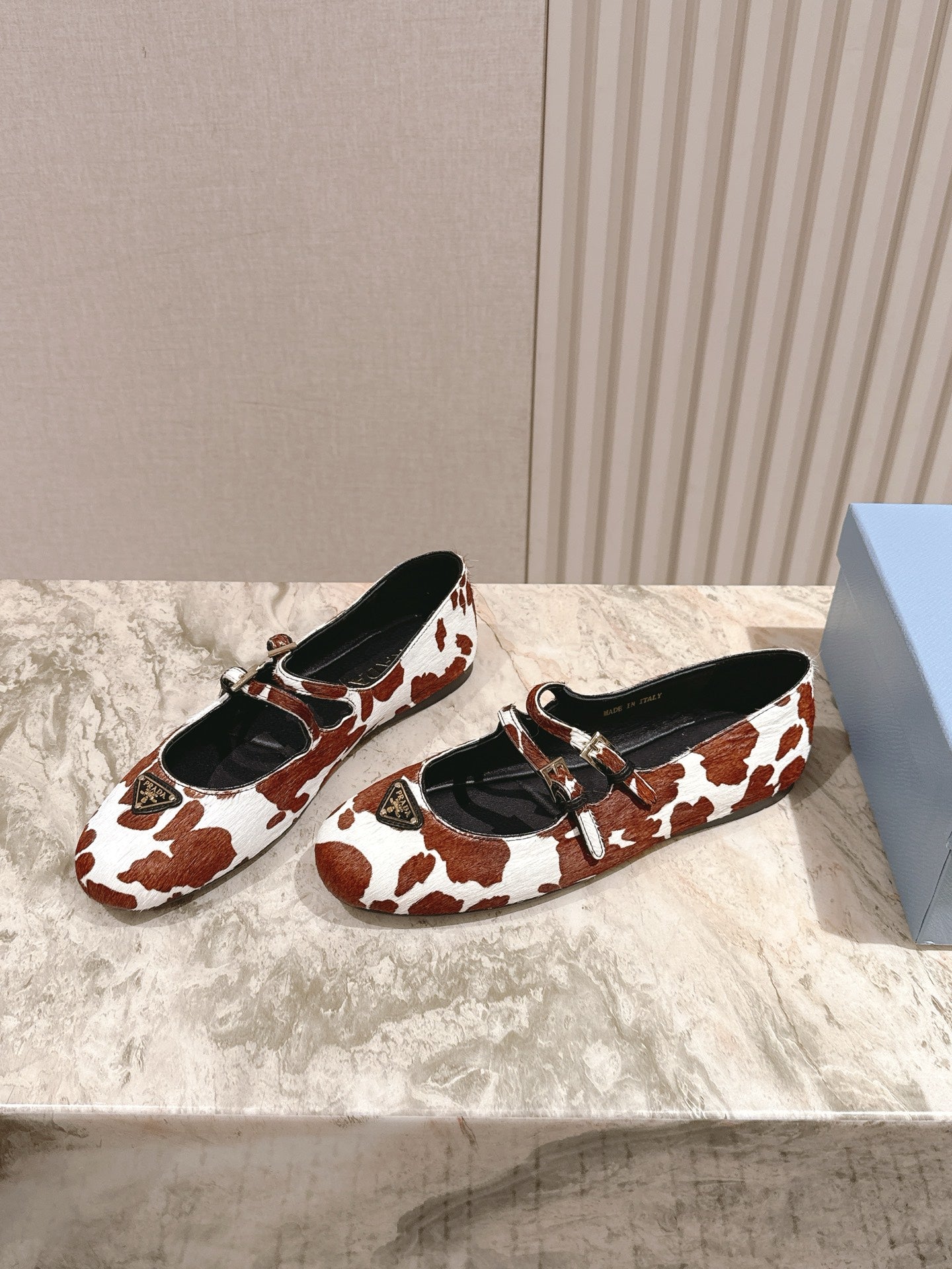 PRADA 25S CRYSTAL EMBELLISHED BALLERINA IN WHITE AND RK BROWN FUR